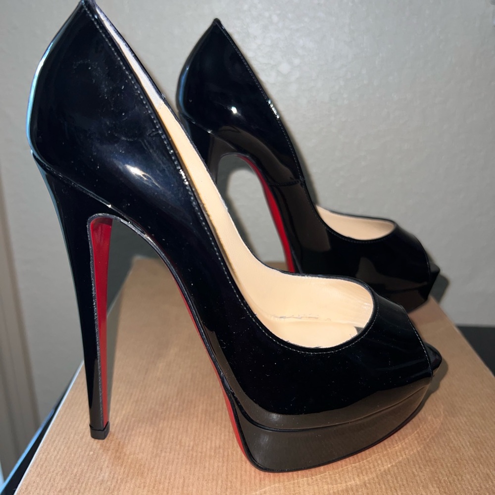 Authentic Christian louboutin lady peep heel